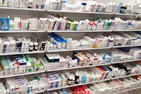 The Dispensary Shelving System  for Pharmacy and Hospital